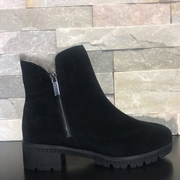 Valdini Ivory Women's Boot - Picture 9 of 12